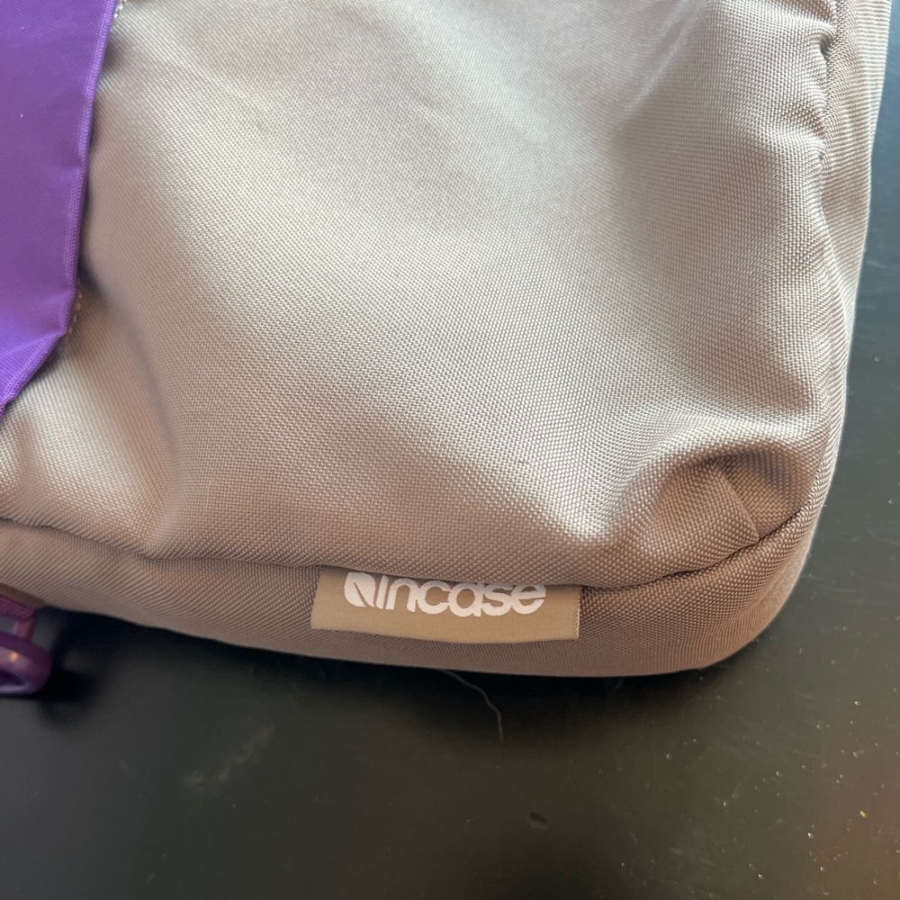Laptop case - Picture 2 of 3